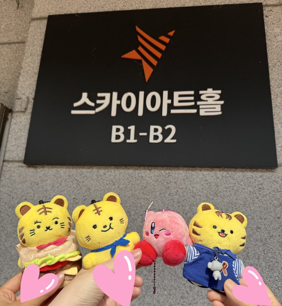 meeg_16_16's tweet photo. #hellolive_nSSign
'2&amp;SSign'은 그동안 엔싸인의 2년을 돌아보며 멤버들과 코스모가 걸어온 궤적을 다시 한번 떠올린 이벤트였다
그리고, 멤버들의 한층 더 가능성을 믿고, 앞으로도 계속 엔싸인의 활약을 뒤쫓아 갈 수 있으면 매우 행복하다, 라고 재차 느꼈다
엔싸인 함께 더 행복한 추억 만들자🤗 https://t.co/0Lt76GcUIP