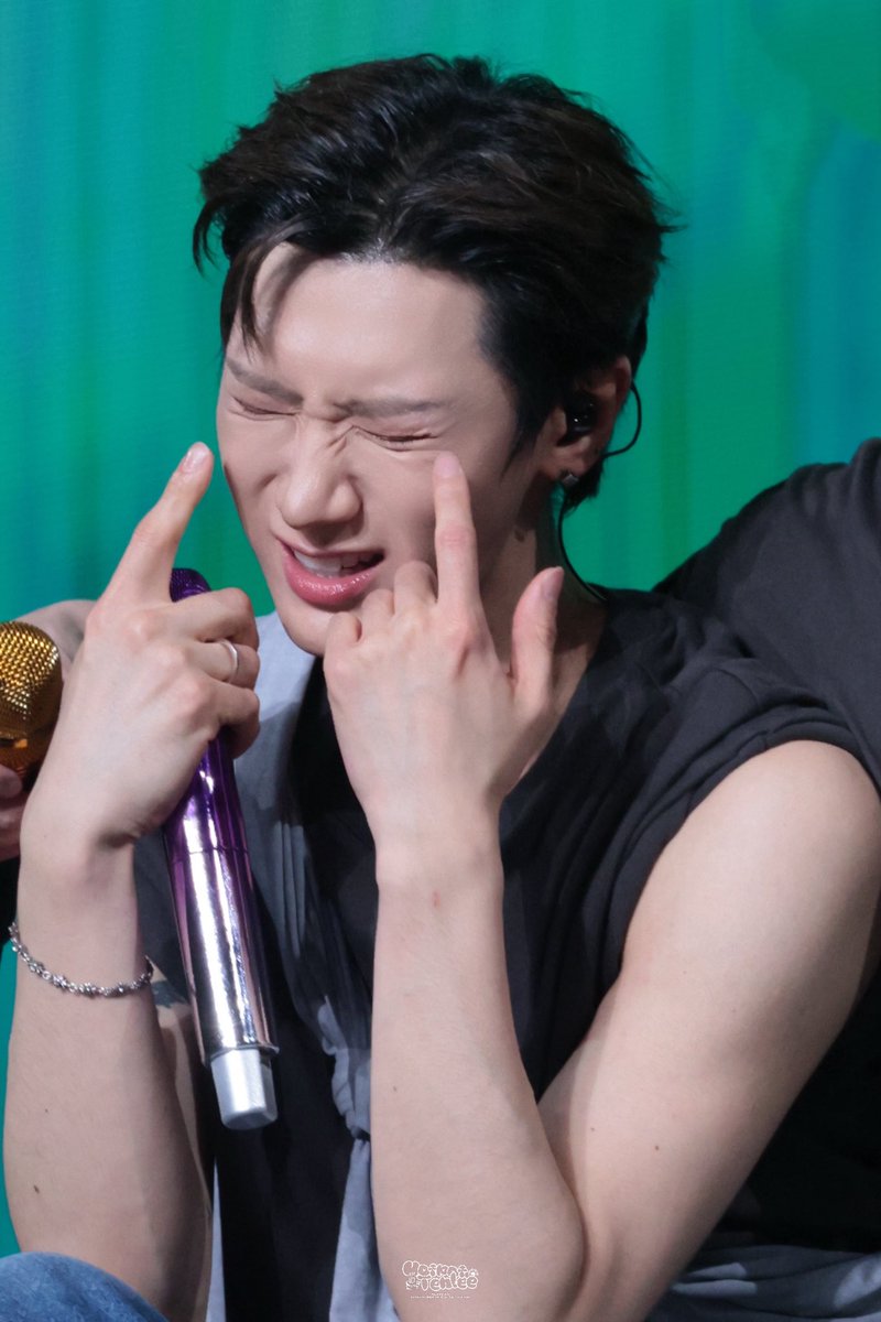 -𝐓𝐄𝐍•李永钦 250814 No Way Out SHENZHEN-

#TEN #텐 #เตนล์ #李永钦 #TEN𓃠 #tenlee_1001