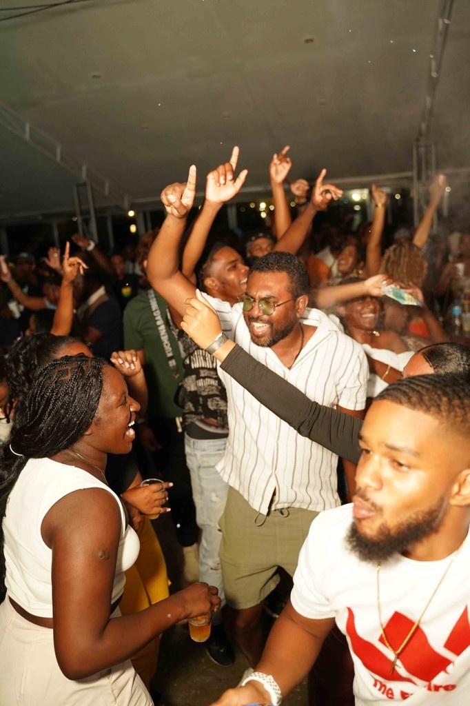 EEEmpire's tweet image. From the grill to the dance floor ... Barbahol 2025 was pure flavour and pure vibes 🔥🍖🥳 Big plates, bold beats, and memories that still sizzle. Who’s ready for the next round?

full album eeempire.com/galleries/barb…