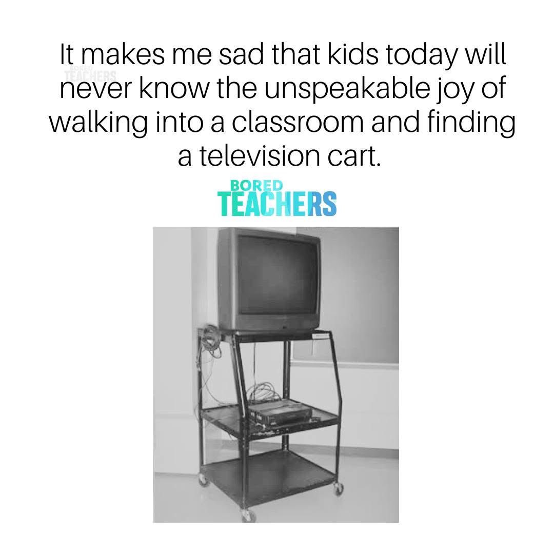 Bored_Teachers's tweet photo. Back in the day, this was the way to make a student's day! https://t.co/ZwHzedQjPe