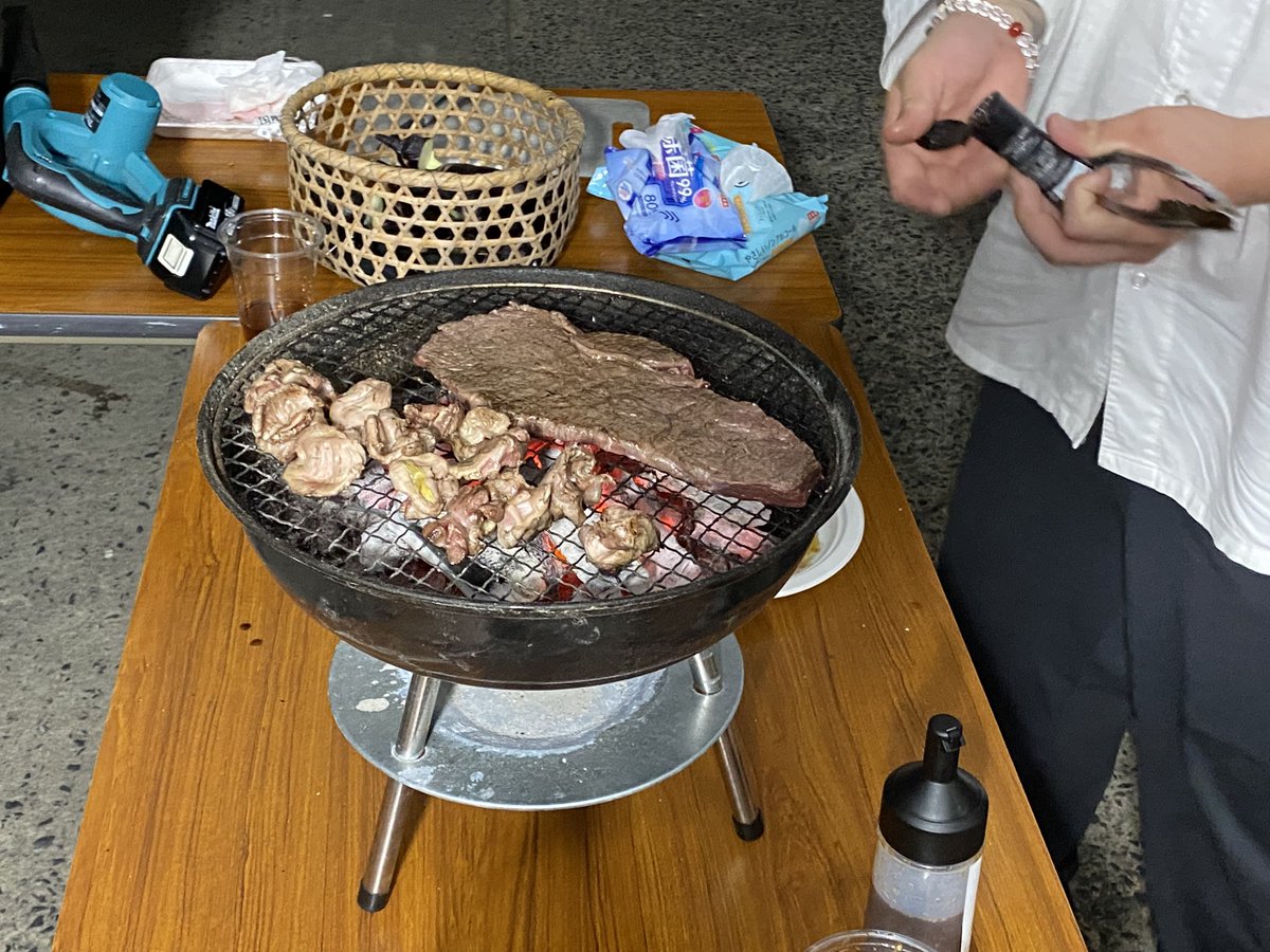 2FDo_5015's tweet photo. 帰宅&風呂完了😎
DWCさんの周年祭に19時前くらいから
参加してきました😆
美味しい肉を食べ、買い物もでき、景品も頂けて、短い時間でしたが非常に楽しい時間でした🤩
改めまして、2周年おめでとうございます。今後とも宜しくお願いします🙇🏻♂️
#DeepWashClub
#DeepWorks https://t.co/RWdWh3g2O0