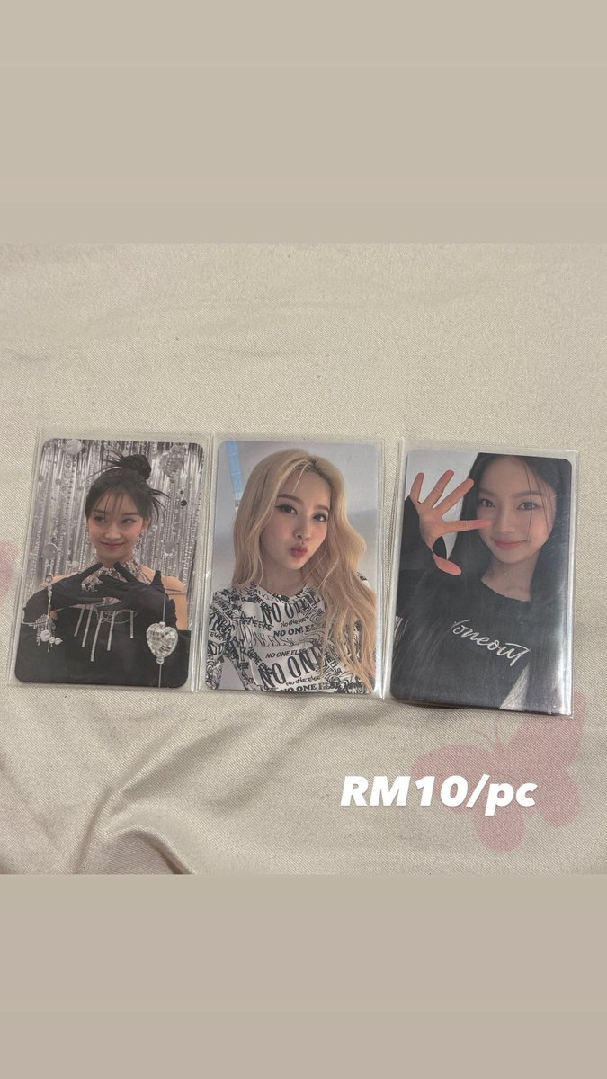 dadaxzx's tweet photo. WTS🇲🇾
STAYC photocard
RM35 all inc postage
postage wm RM10 
#stayc #pasarstayc https://t.co/syBVHQarwP