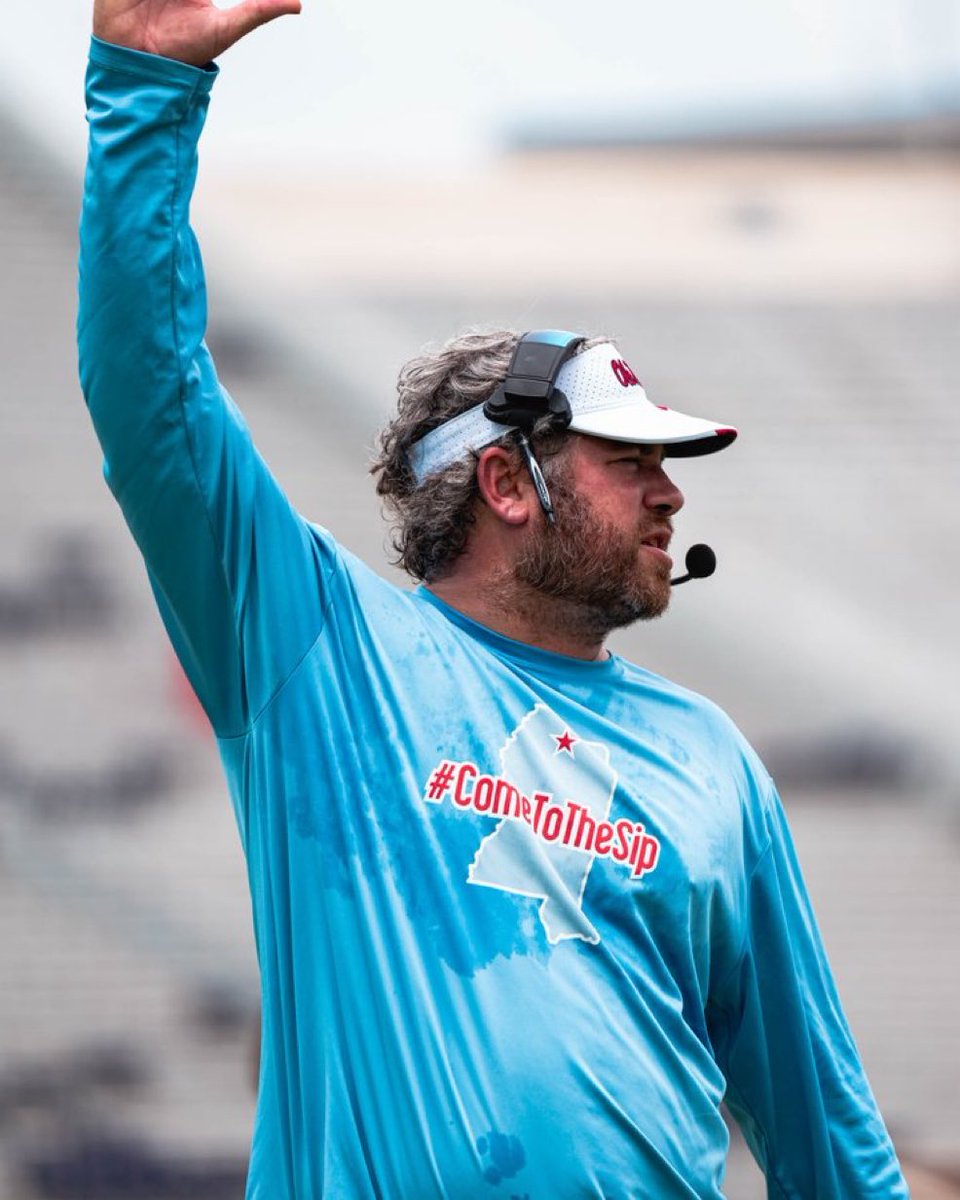 Everything Ole Miss (@everythingrebs) on Twitter photo Today, Pete Golding became the highest paid assistant in the SEC 
Heโs staying in Oxford, MS for the long haul. Huge news for Ole Miss Football Today, Pete Golding became the highest paid assistant in the SEC 
Heโs staying in Oxford, MS for the long haul. Huge news for Ole Miss Football