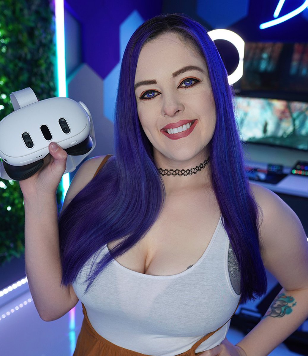 Row Queenie 🏳️‍🌈 tweet media