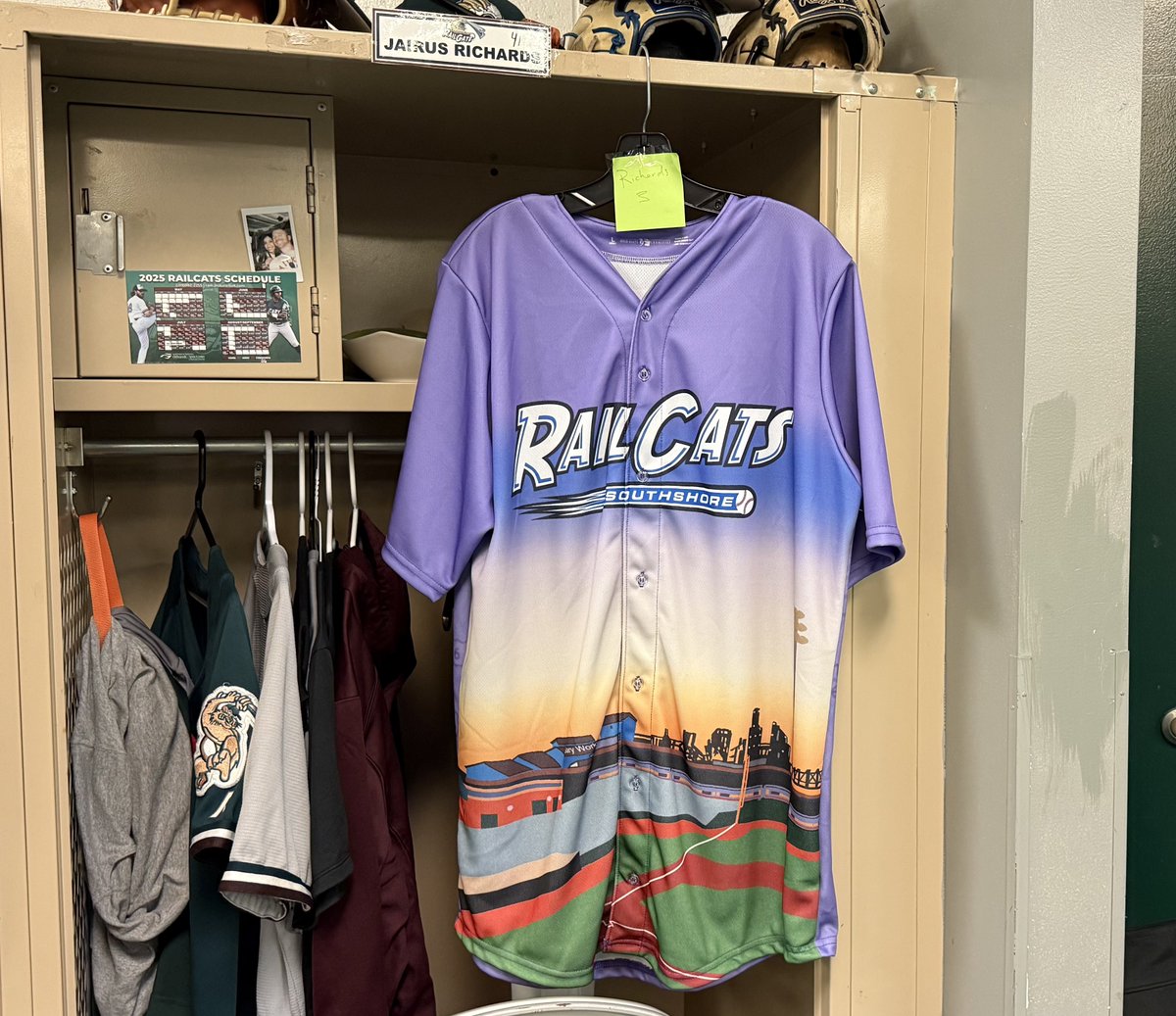 These specialty jerseys for tonight came out AMAZING! 

Last Thursday home game of the season tonight. Come on out and bid on these!