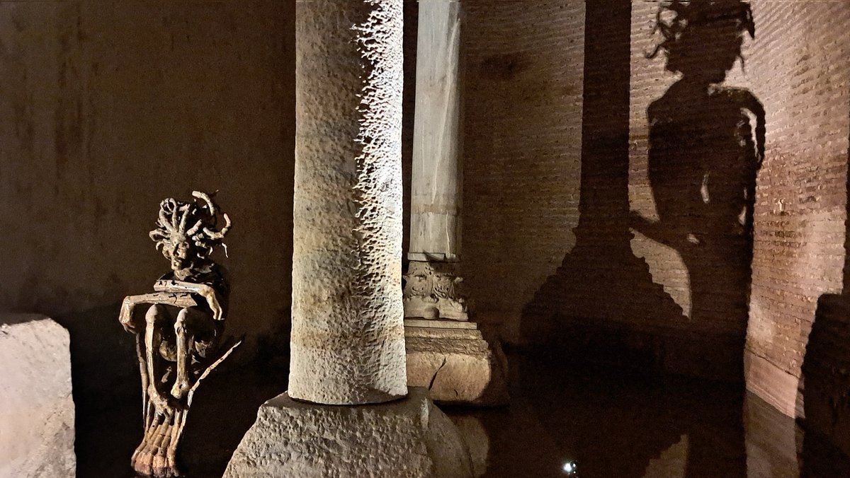 mjmoomen's tweet photo. @findbautista @archi_tradition Medusa https://t.co/jwNYmSipBO
