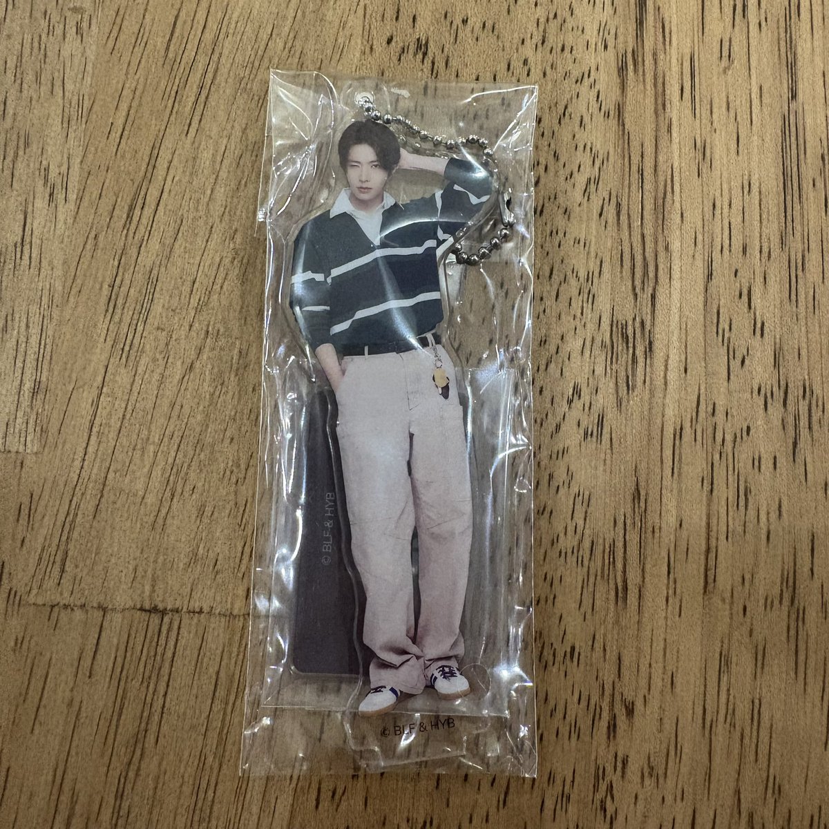 p_s021208's tweet photo. 【ENHYPENくじ 交換】

譲▶︎ヒスンアクリルキーホルダー

求▶︎同種ソンフン

  #ENHYPEN交換   #enhypenくじ https://t.co/7lqlZvSWsw