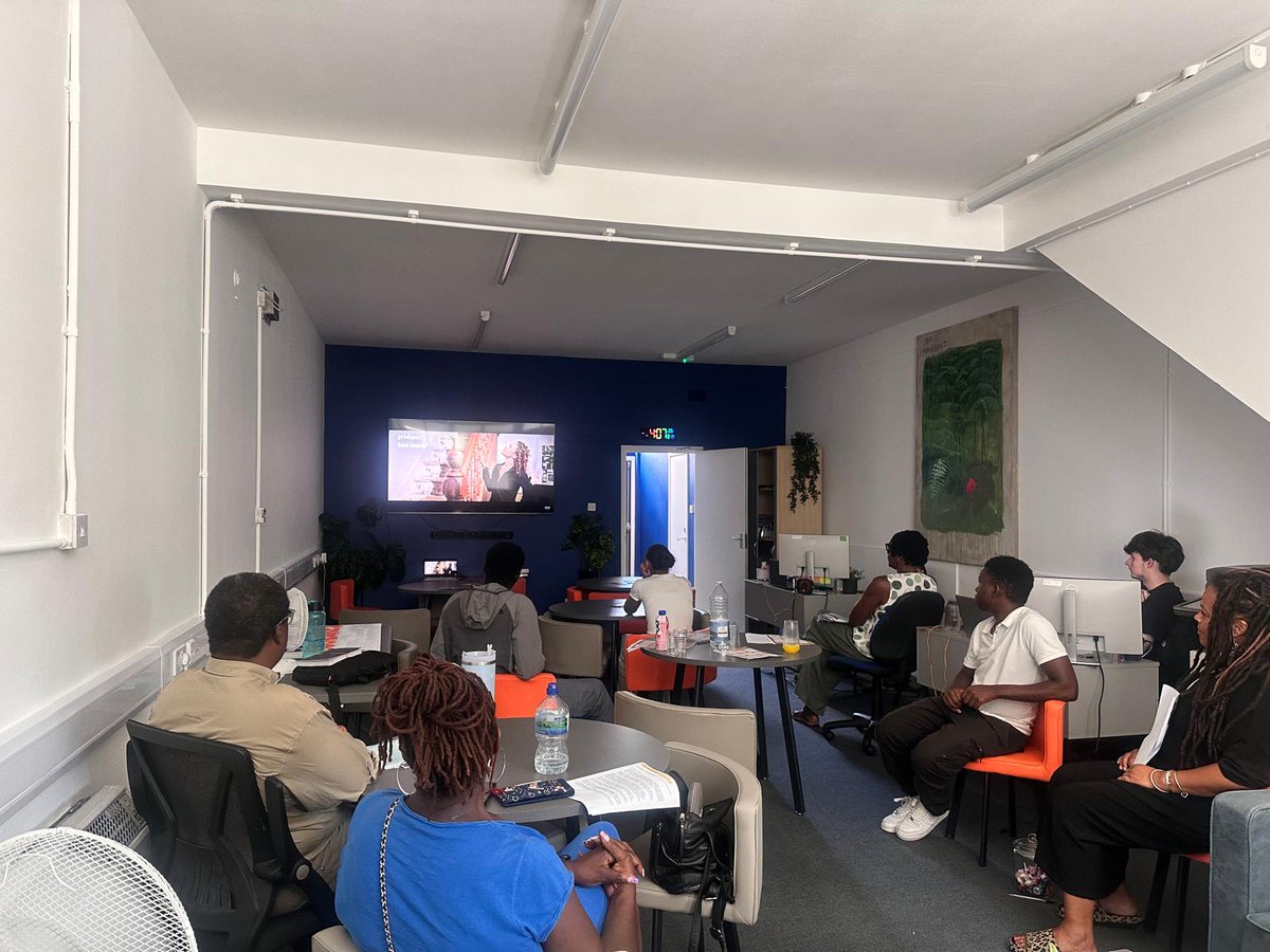 Today ISCRE delivered a session to <a href="/AspireBlackSuff/">AspireBlackSuffolkCIC</a>  Proud 2 Be Youth Board around Knowing Your Rights on Stop &amp; Search - giving young people the tools, confidence, and knowledge to stay protected. - Do you know your rights?