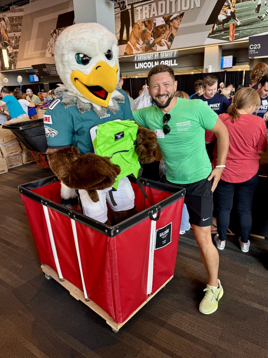 GeorgeMaynes's tweet photo. What a morning! We had the amazing opportunity to join Swoop 🦅 and Fox &amp; Roach Charities to help fill backpacks for local children in need. Such an incredible experience! Thank you to everyone who donated and volunteered. You are helping make a real difference. 🇺🇸🙏💜 https://t.co/Ud8HY5QBh6