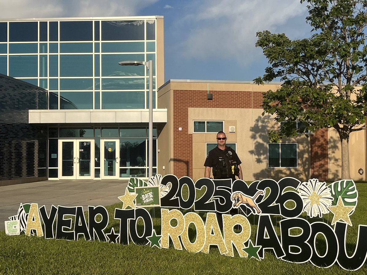 KearneyPolice's tweet image. Happy 1st day of school and welcome back KPS students and faculty!  As always, school safety is one of our top priorities.  We currently have three School Resource Officers, who partner with KPS to assist in providing a healthy learning environment for all involved.  

Looking