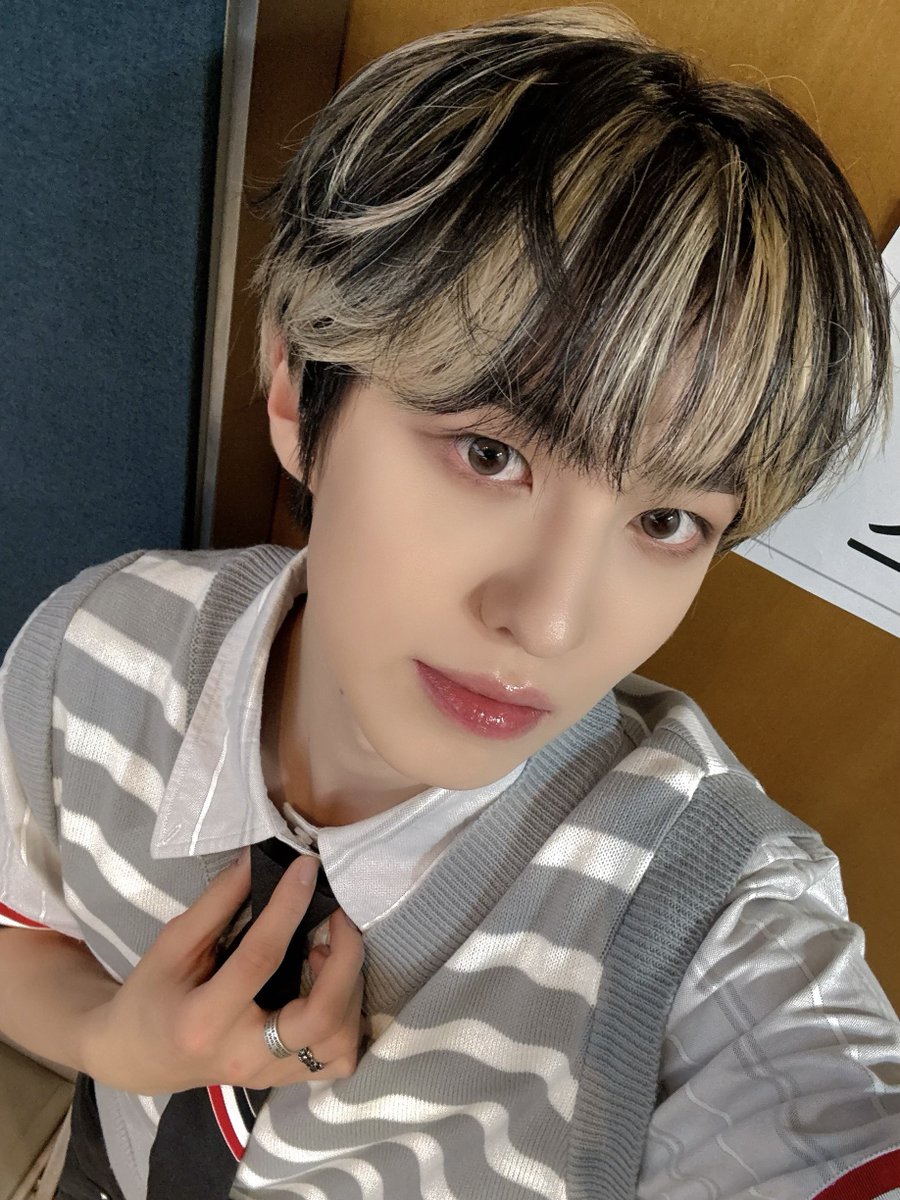 by_EPEX's tweet photo. 이펙뜨😼

#EPEX #이펙스 #AYDEN #에이든 https://t.co/FZibBXy44a
