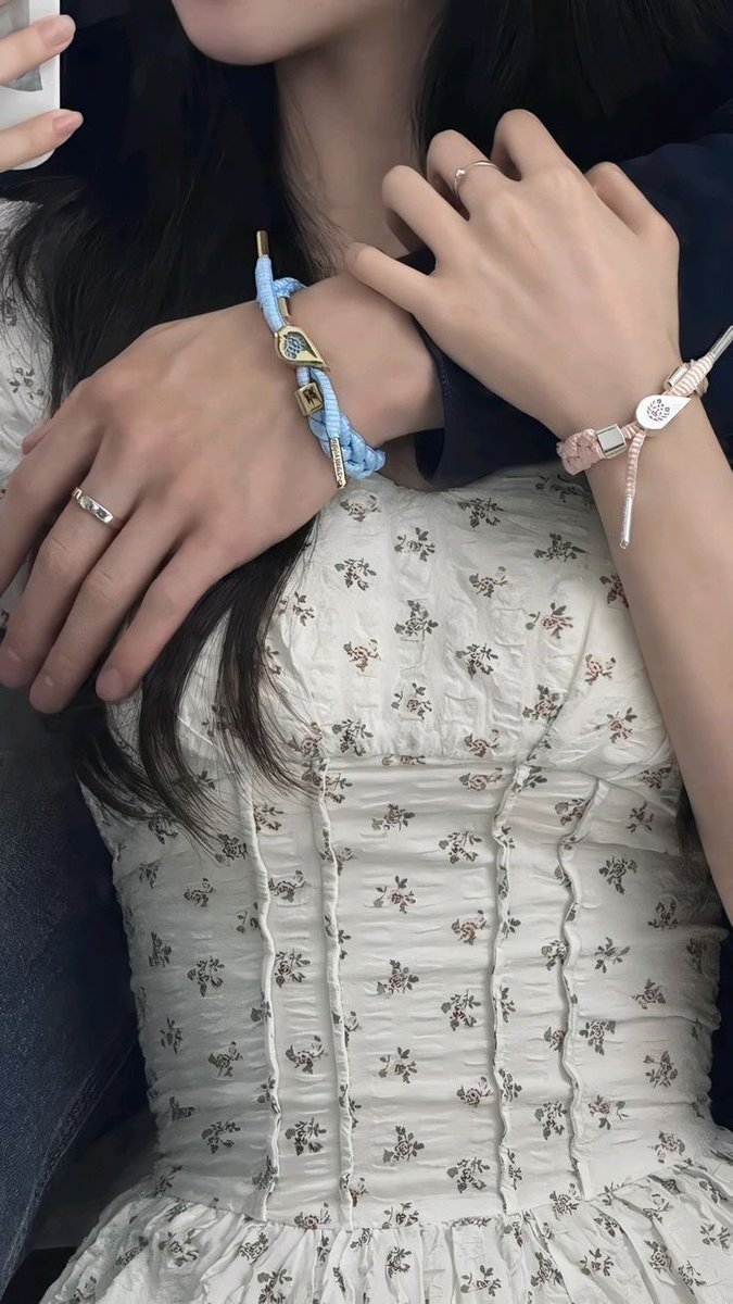 jiminszi's tweet photo. dia do meu anjinho, do garoto mais fofo que já conheci, do amor da minha vida. Feliz aniversário, príncipe, obrigada por fazer dos meus dias muito mais felizes. Te amo para todo o sempre 🤍 https://t.co/5TQo1dV8mh