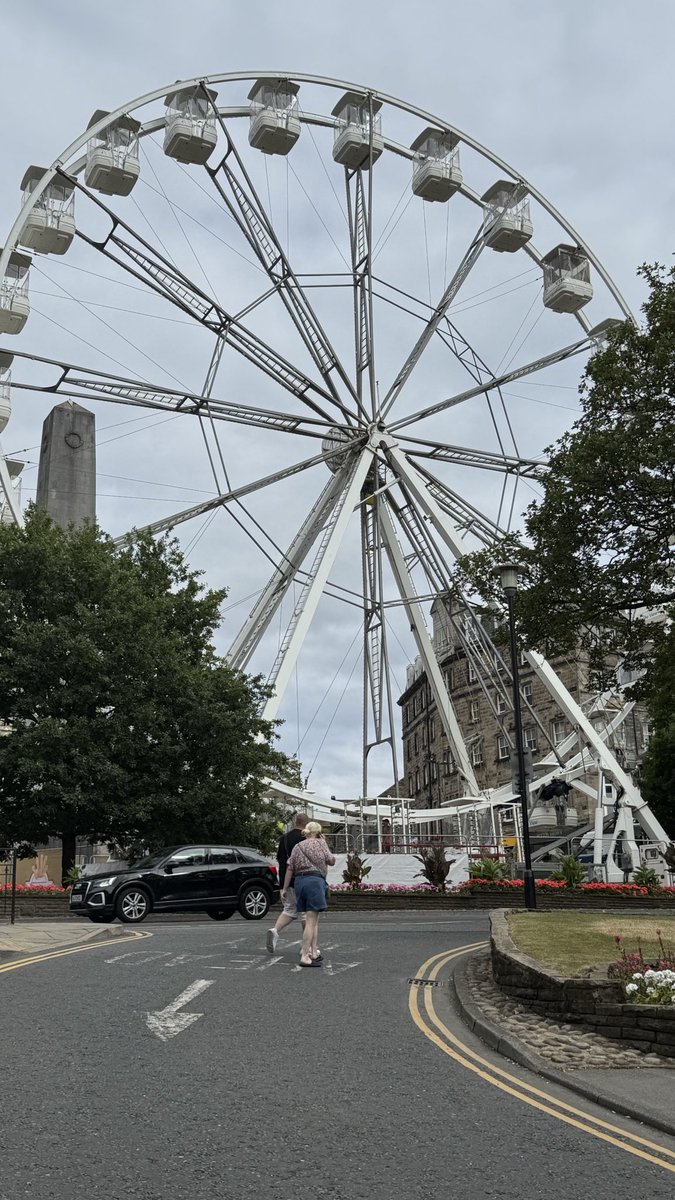 A Big Wheel is being erected today. Will you be brave enough to ride on it? @the_rhs