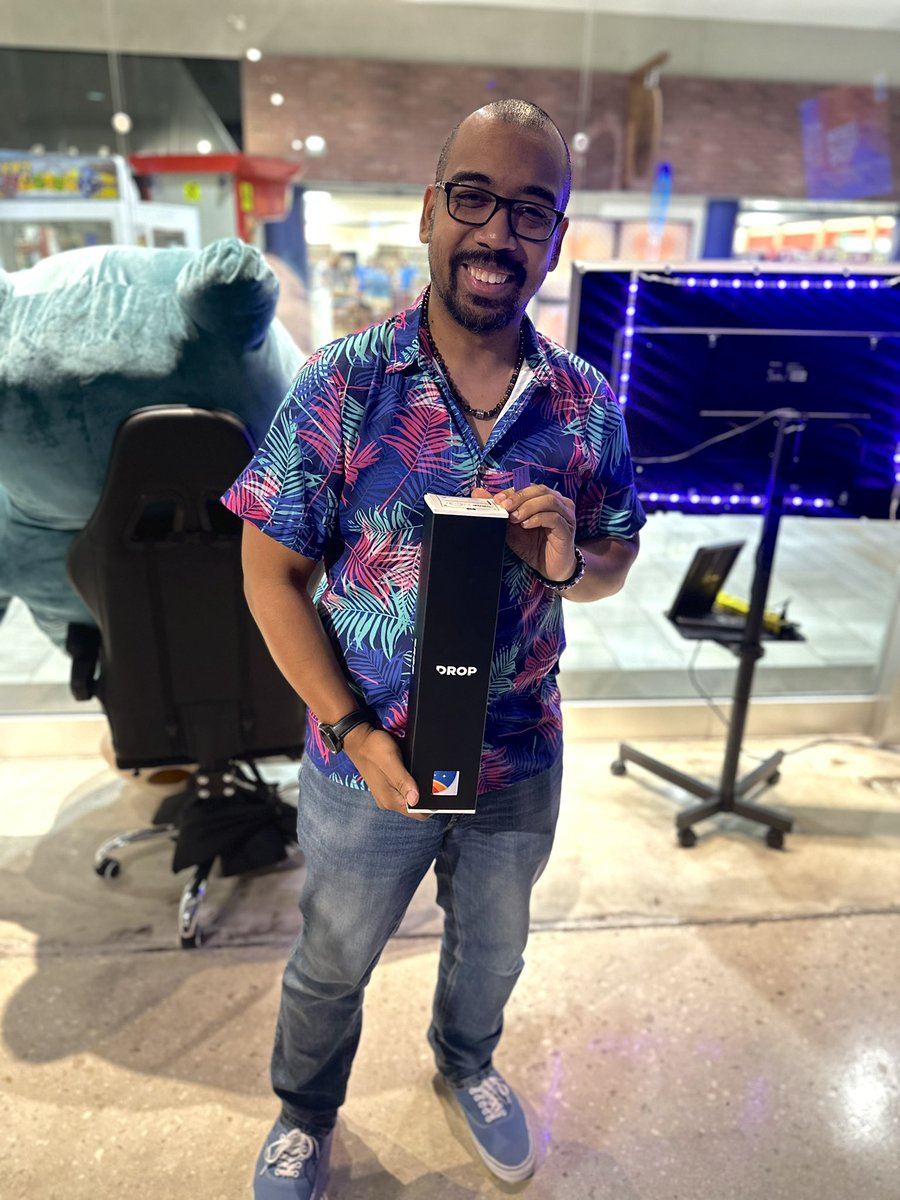 twitchSATX's tweet image. A huge thank you once again to @drop for supplying a few desk mats for prizing for our Stream Texas Stream San Antonio meetup this weekend! 

Check them out for all your mechanical keyboard needs: drop.com