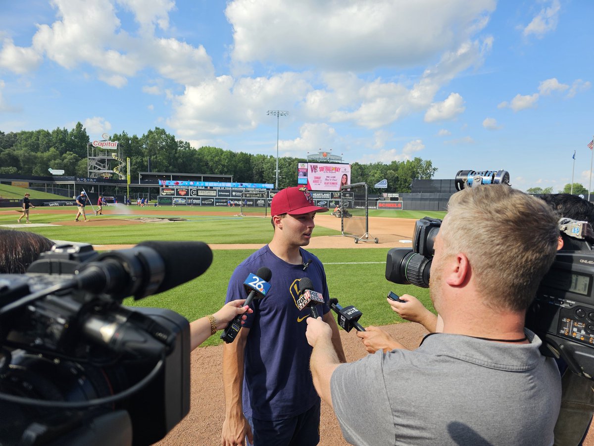 Chris Mehring (@cmehring) on Twitter photo The <a href="/TimberRattlers/">Wisconsin Timber Rattlers</a> host Great Lakes today in game 3. Details: milb.com/wisconsin/team…
📻: AM1280, WNAM at 6:20pm
📺: tv-32 at 6:30pm
First Pitch: 6:40pm The <a href="/TimberRattlers/">Wisconsin Timber Rattlers</a> host Great Lakes today in game 3. Details: milb.com/wisconsin/team…
📻: AM1280, WNAM at 6:20pm
📺: tv-32 at 6:30pm
First Pitch: 6:40pm