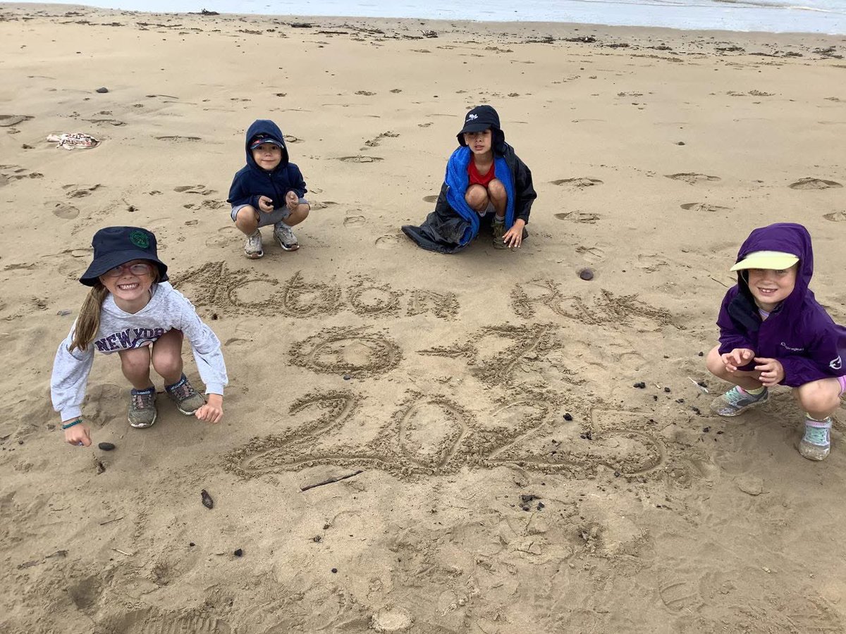 AcornsActionPak's tweet photo. Porthcawl is fun in any weather. Our 6-7s enjoyed beach games and sandcastle building this morning. https://t.co/1fY9L5XYdi