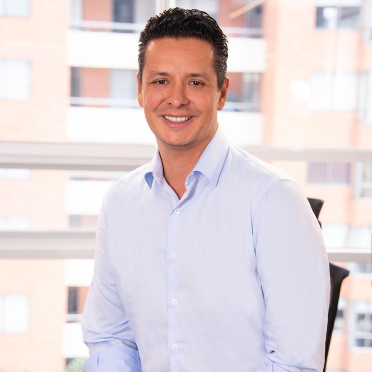 #SoyINALDE | ¡Felicitamos a John F. Linares, #ExecutiveMBA y #PADE de #INALDE, por su nombramiento como Presidente del <a href="/BancoContactar/">Banco Contactar</a> !

¡Conoce los retos y la visión que marcarán su gestión en este nuevo rol! 👉 inalde.edu.co/noticias/gener…