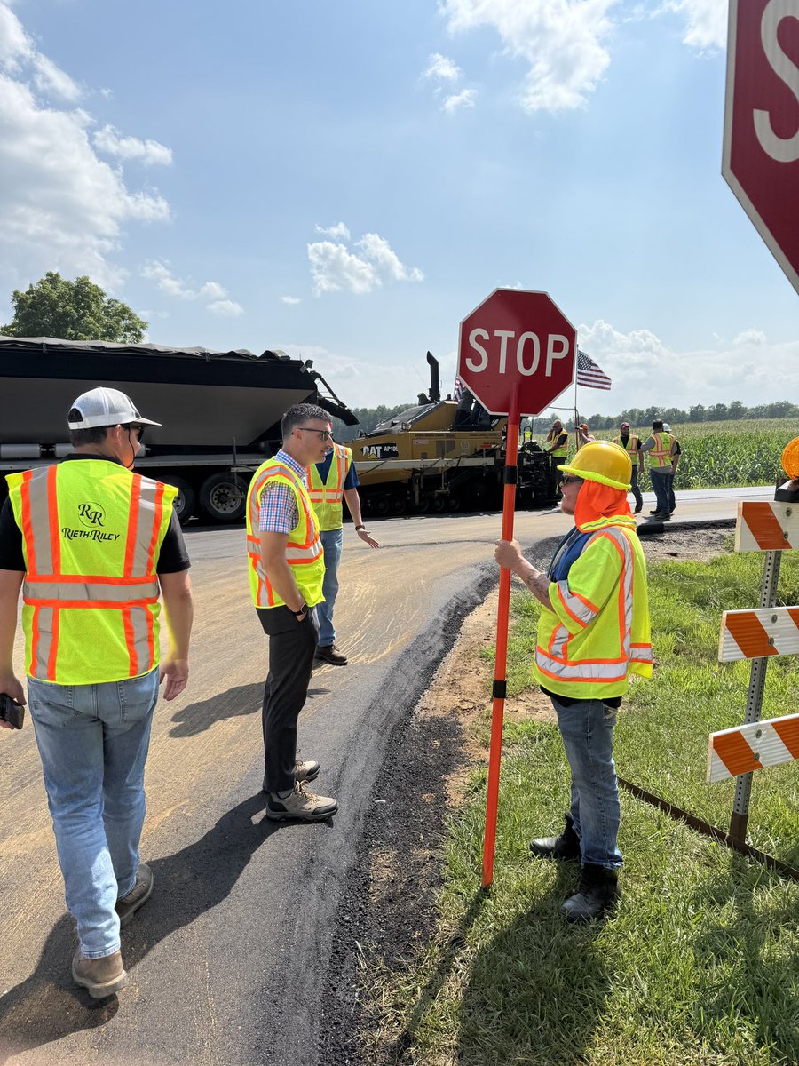 kelleycawthorne's tweet photo. KC’s client Asphalt Pavement Association of Michigan and the National Asphalt Pavement Association hosted Congressman Tom Barrett for a paving tour this afternoon in Charlotte! #ClientNews https://t.co/FtOJezKWAm