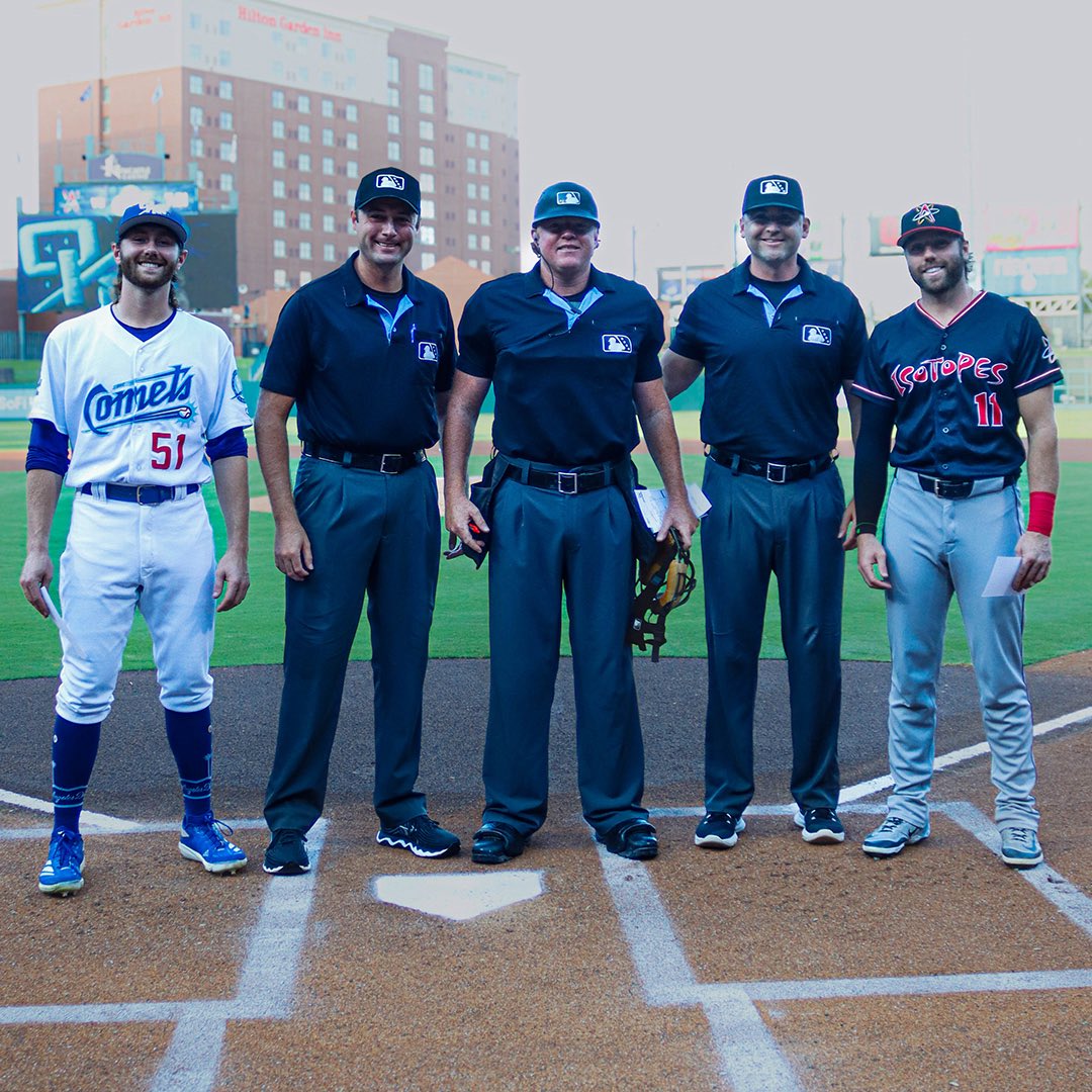 OKC_comets's tweet photo. Meet the Millers! 

🤝 @ABQTopes https://t.co/NdTD2uu84n