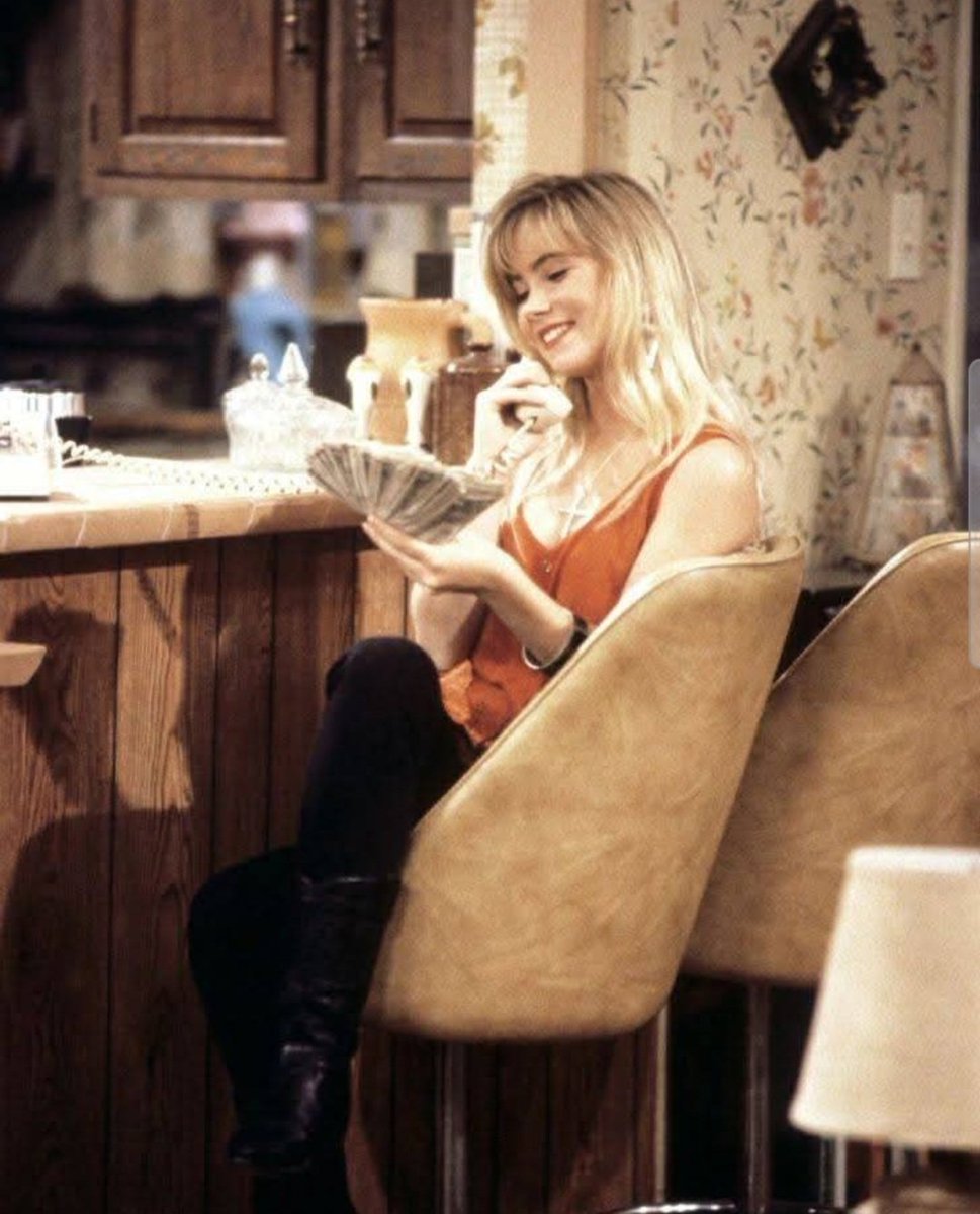 robinm34's tweet photo. @1capplegate Aww https://t.co/ITS6dehyP4