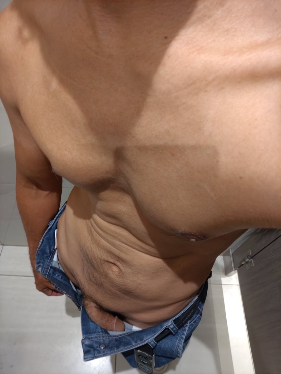 <a href="/baby_sean/">Sean</a> any slim shave ass bottom game for popper rim/fak today dm ur pic. no pic no reply