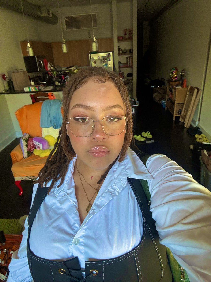 earthtonyrual's tweet photo. this outfit was sooo cute, will be repeating 🕴🏼 https://t.co/D93Q1k249c
