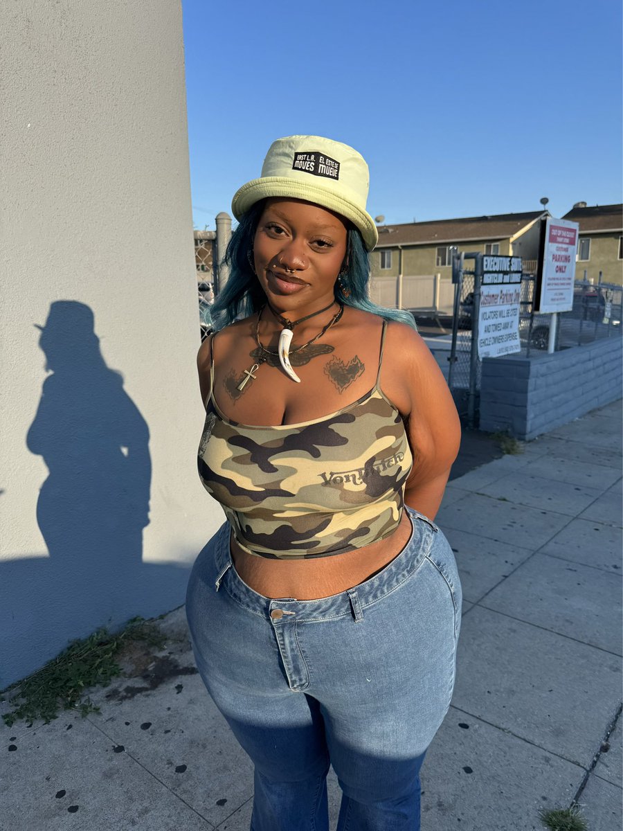 FATTYLABHELLE's tweet photo. $Mambomuva someone bless it and dm me I have a surprise for you loser :) 

Findomme techdomme paypig
Humanatm finsub wallet
Humiliation ebony bbw Chudai https://t.co/RrvZGvxaoR