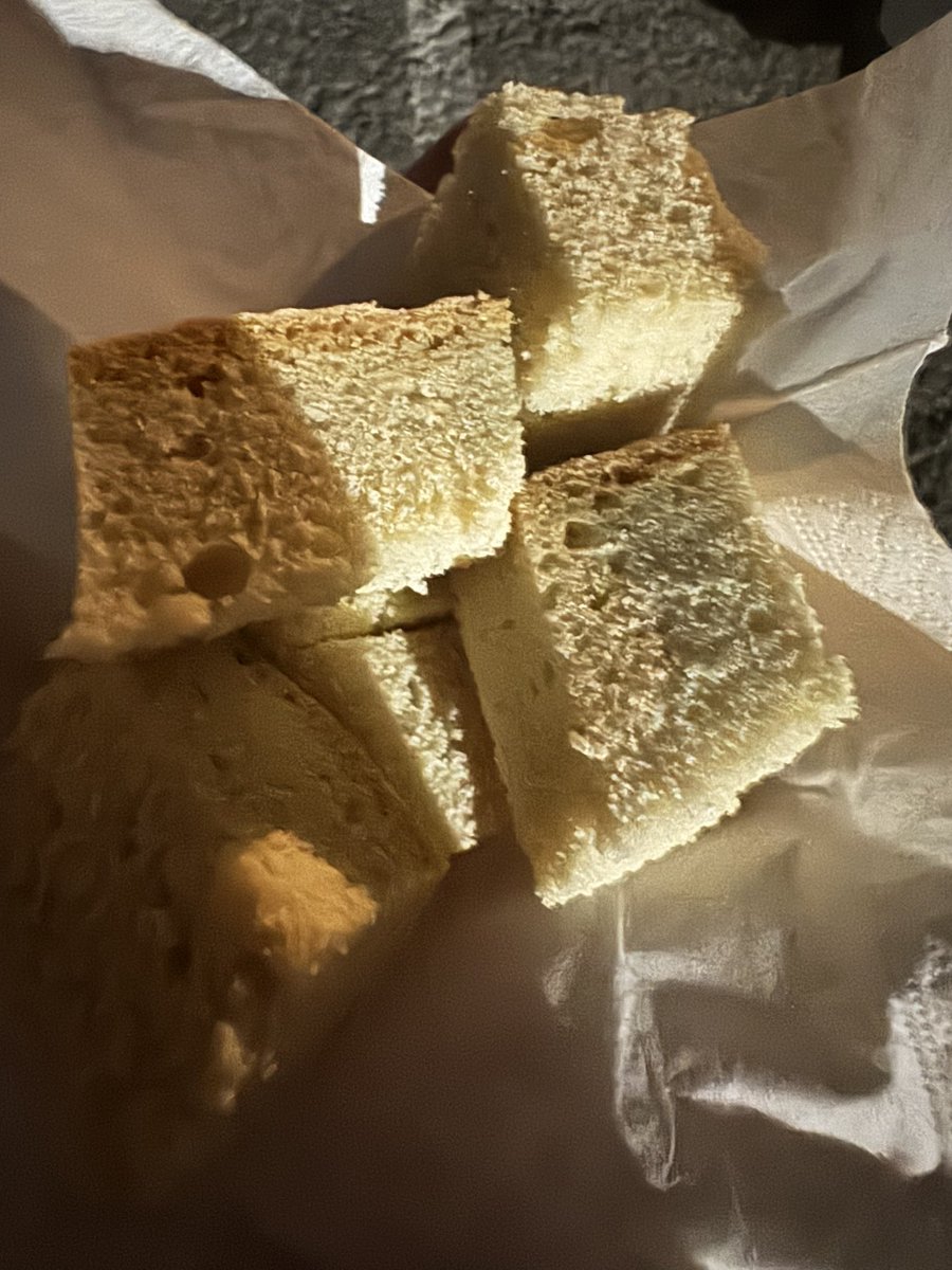 «Την πόρτα ανοίγω, δακρύζω λίγο και προσκυνώ…..»
Η Παναγιά να μας χαρίζει Υγεία κ δύναμη στο δύσκολο αγώνα της ζωής🙏
Καλό δεκαπενταύγουστο 🙏💖
Χρόνια Πολλά σε όλον τον κόσμο🙏