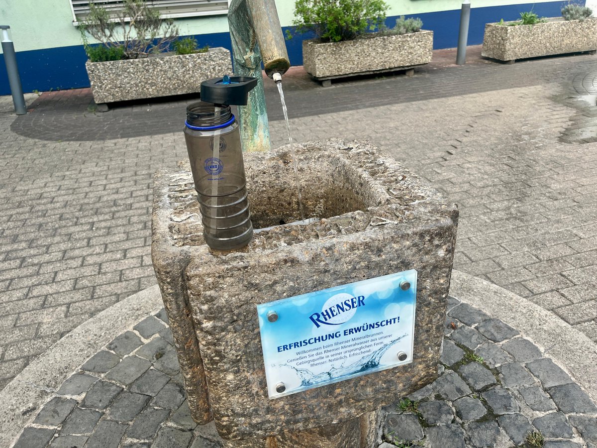 Constantin tweet media