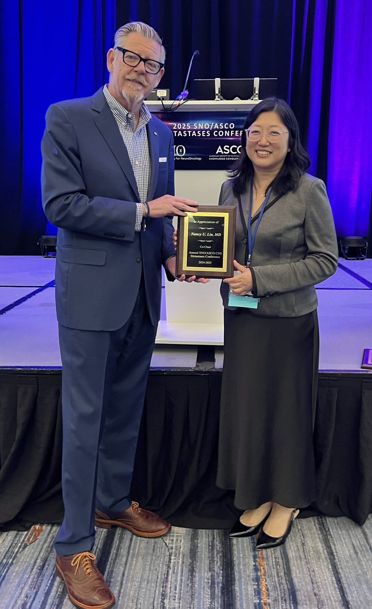 NeuroOnc's tweet image. A big round of applause for our 2025 SNO/ASCO CNS Metastases Conference co-chairs Nancy Lin and Solmaz Sahebjam! The opening session is in full swing. Let the learning, collaboration, and breakthroughs begin! #SNOASCO2025