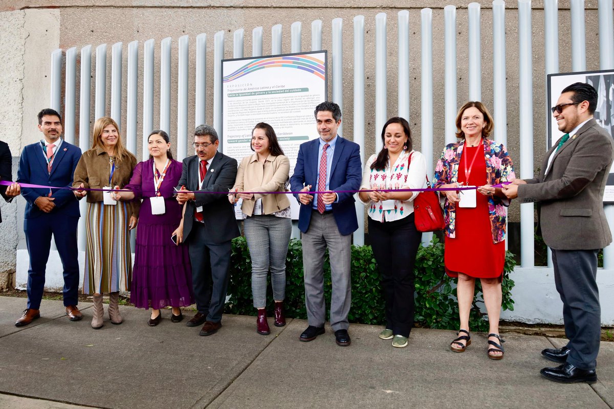 Relaciones Exteriores (@sre_mx) on Twitter photo 📸 En el marco de la XVI Conferencia Regional sobre la Mujer de América Latina y el Caribe, se inauguró, en la nueva galería abierta del edificio Triangular de la <a href="/SRE_mx/">Relaciones Exteriores</a>, la exposición fotográfica “Trayectoria de América Latina hacia la igualdad de género y la sociedad del 📸 En el marco de la XVI Conferencia Regional sobre la Mujer de América Latina y el Caribe, se inauguró, en la nueva galería abierta del edificio Triangular de la <a href="/SRE_mx/">Relaciones Exteriores</a>, la exposición fotográfica “Trayectoria de América Latina hacia la igualdad de género y la sociedad del