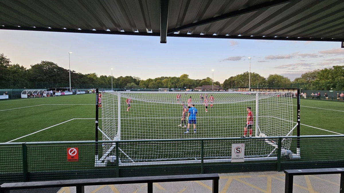 Robert Conway (@rob_wcfc) on Twitter photo Popped up to Winch for some Thursday night Wessex League football. <a href="/ColdenCommonFC/">Colden Common FC</a> 1-4 <a href="/fleetlandsfc_/">𝐅𝐥𝐞𝐞𝐭𝐥𝐚𝐧𝐝𝐬 𝐅𝐂 🚁</a>
The CC GK definitely MoM & made some cracking saves but could do nothing to stop an early goal of the season contender, top corner on the volley from 35 yards!! 👌 Popped up to Winch for some Thursday night Wessex League football. <a href="/ColdenCommonFC/">Colden Common FC</a> 1-4 <a href="/fleetlandsfc_/">𝐅𝐥𝐞𝐞𝐭𝐥𝐚𝐧𝐝𝐬 𝐅𝐂 🚁</a>
The CC GK definitely MoM & made some cracking saves but could do nothing to stop an early goal of the season contender, top corner on the volley from 35 yards!! 👌