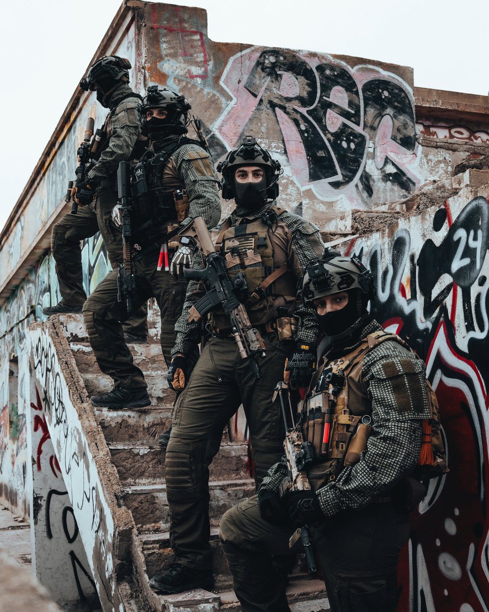 Bat_Ghost_'s tweet photo. The moment is now, you are part of history. Welcome to @Battlefield 
Beta 2 starts now. 
#Battlefield6  @EA https://t.co/asV3cag9V8