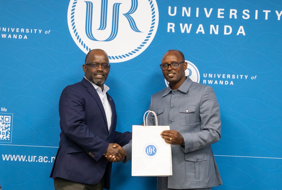 UR HOSTS ST. LOUIS–MISSOURI DELEGATION

VC Prof. <a href="/mdkayihura/">Prof. MD Kayihura</a> and Principal UR-CST, <a href="/IgnaceGatare/">Ignace Gatare</a> today welcomed a delegation from St. Louis–Missouri, USA, led by Rodney Boyd (Nexus Group).

Members include Lt. Gen. (Rtd) Darrell K. Williams, President of Hampton University;