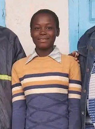 #Centrafrique 🇨🇫 : La République Centrafricaine peut être fière de compter de Mlle Yotoli Gracia, meilleure lauréate nationale du Bac session de Juin 2025. Âgée de seulement 18 ans, elle a brillamment décroché son Bac, série A4’, avec une moyenne exceptionnelle de 15,81/20.