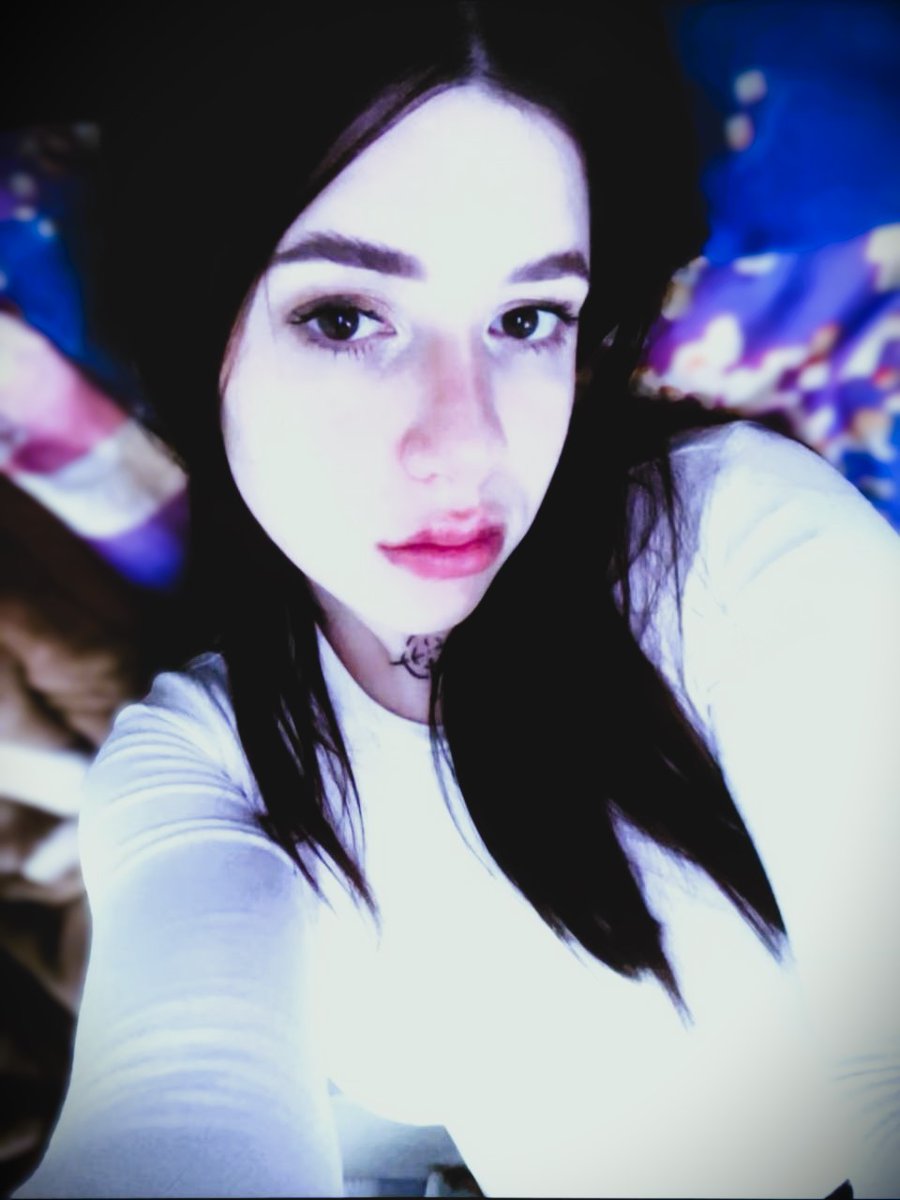 talia_mar75172's tweet photo. Think you can survive my lips around your cock, Pittsburgh? 💗
RT if you’re brave enough to see how I use my mouth. ✨🔥
https://t.co/ZaD282rgqa https://t.co/cbbaNkDqFu