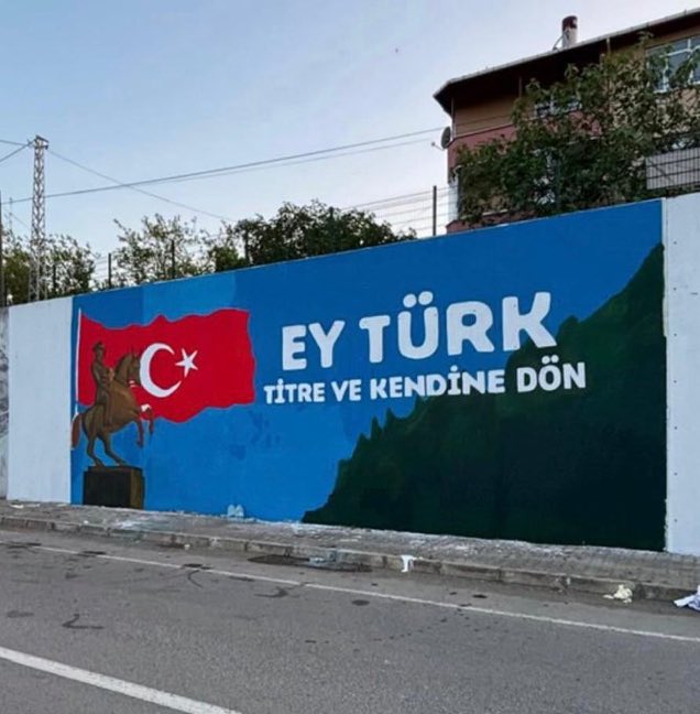 Samsun Salıpazarı Belediyesi’nin ilçe girişindeki duvara yaptığı çalışma.
