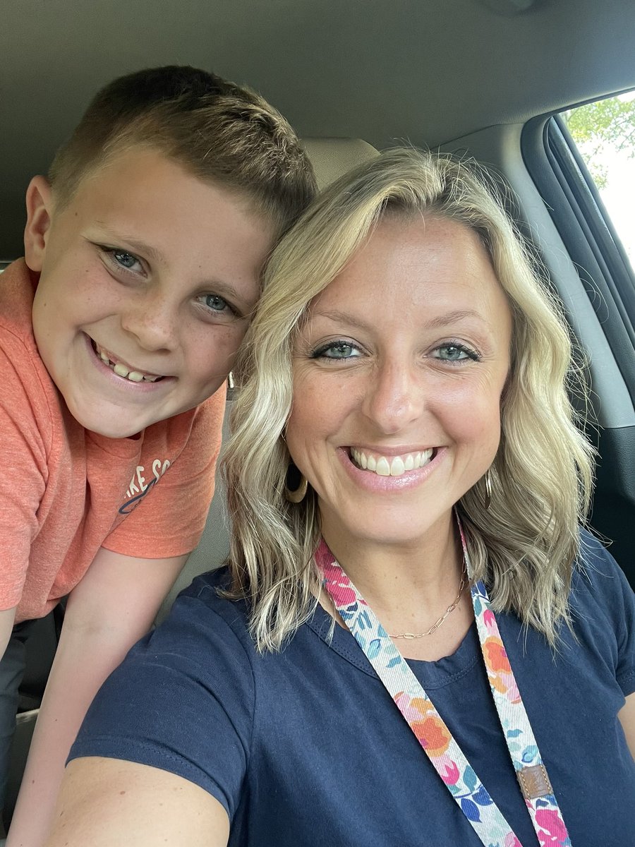 3rd Grade for Lucas and Year 15 for me! 💛❤️