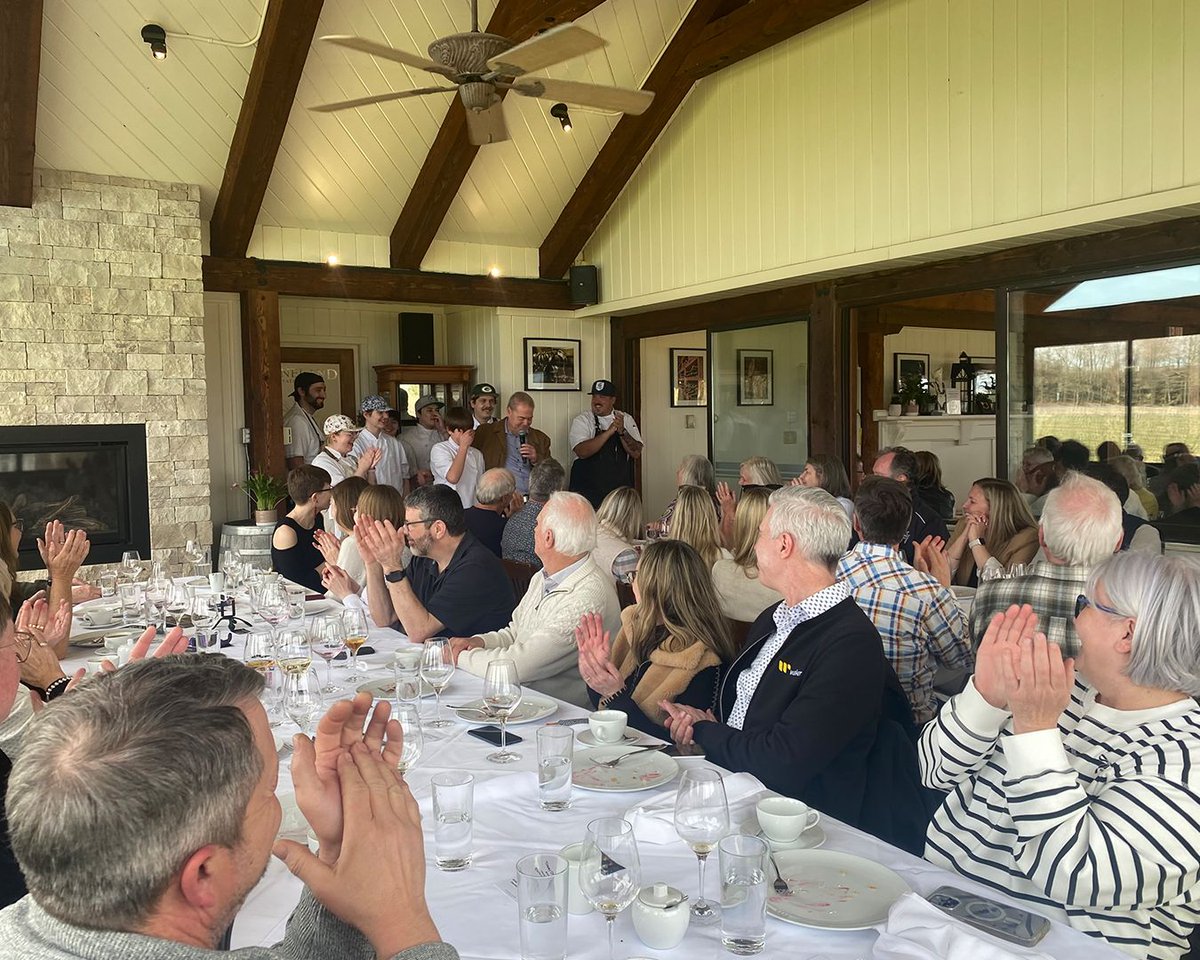 Community. Wine. Education. ✔

Those are three words to describe our Wine Club. 🍷

Be a part of a family with an abundance of exclusive perks, savings, and fun events. ✨

Learn more today at bit.ly/VinelandEstate….