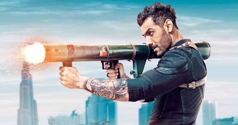 Filmy_RascaL's tweet photo. His aura is unmatchable. Period!

JIM🔥

#War2 #JohnAbraham https://t.co/60TUlqC9Gk