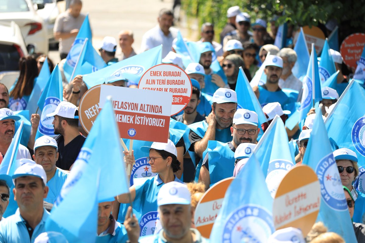 Teklif edilen rakamların çarşı pazarla alakası yoktur!

Adil ve hakkaniyetli bir teklif bekliyoruz.

#TeklifYenilensin