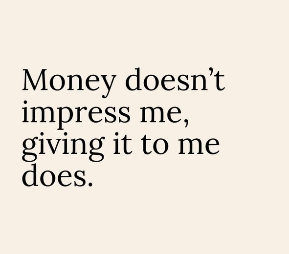 MissKaat7's tweet photo. Guess who's back 😈😈 I know y'all missed me. Time send me some tributes 😈 #paypig #moneyslave #findom #findombe #Domme #Queen @Rt4_dommes @rtfindom @Supeer_Rt @RTB4superiors https://t.co/xRvUvccrBt