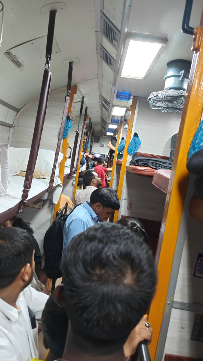 aayush_1986's tweet photo. @RailwaySeva @DRM_Jaipur @GMNWRailway Complaint already registered 2025081410566 but no action

@RailMinIndia @PMOIndia @narendramodi @ravish_journo @rashtrapatibhvn @AshwiniVaishnaw @aajtak https://t.co/TNRRy3FphQ