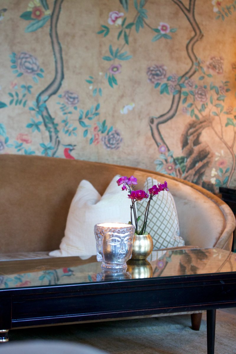 ThompsonFerrier's tweet photo. A moment of calm. A statement of taste. When the flame flickers, it’s more than fragrance—it’s the way you choose to live. @HouseBeautiful 
#IdentityInDesign #FragrancePresence #ThompsonFerrier_NYC #QuietLuxury https://t.co/AoX35S8lmf