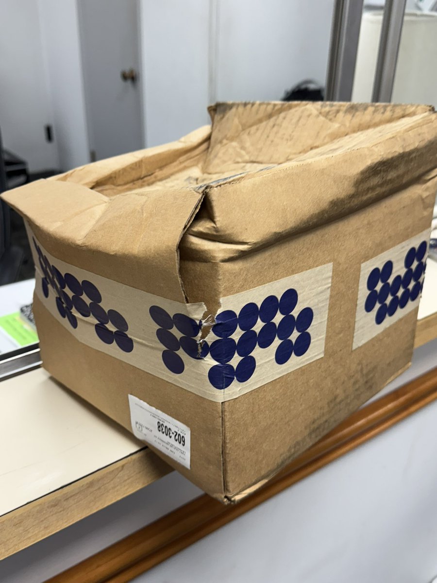 Erick_Messer's tweet photo. Hey @FedExHelp, you and I have some SERIOUS issues.

Is this seriously how you deliver your packages? A $1,400 camera lens with a fragile sticker? Are you joking???

And this is the THIRD TIME you’ve delivered a lens to me like this. Crushed and tossed. 

Completely unacceptable. https://t.co/cXvOYfsXl9