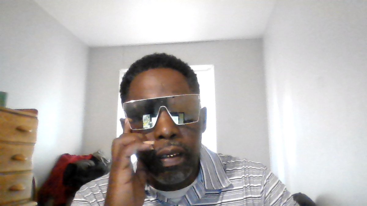 marchello3323's tweet photo. yea this me/louie v da don aka chello louie v https://t.co/30m4tQ27Im