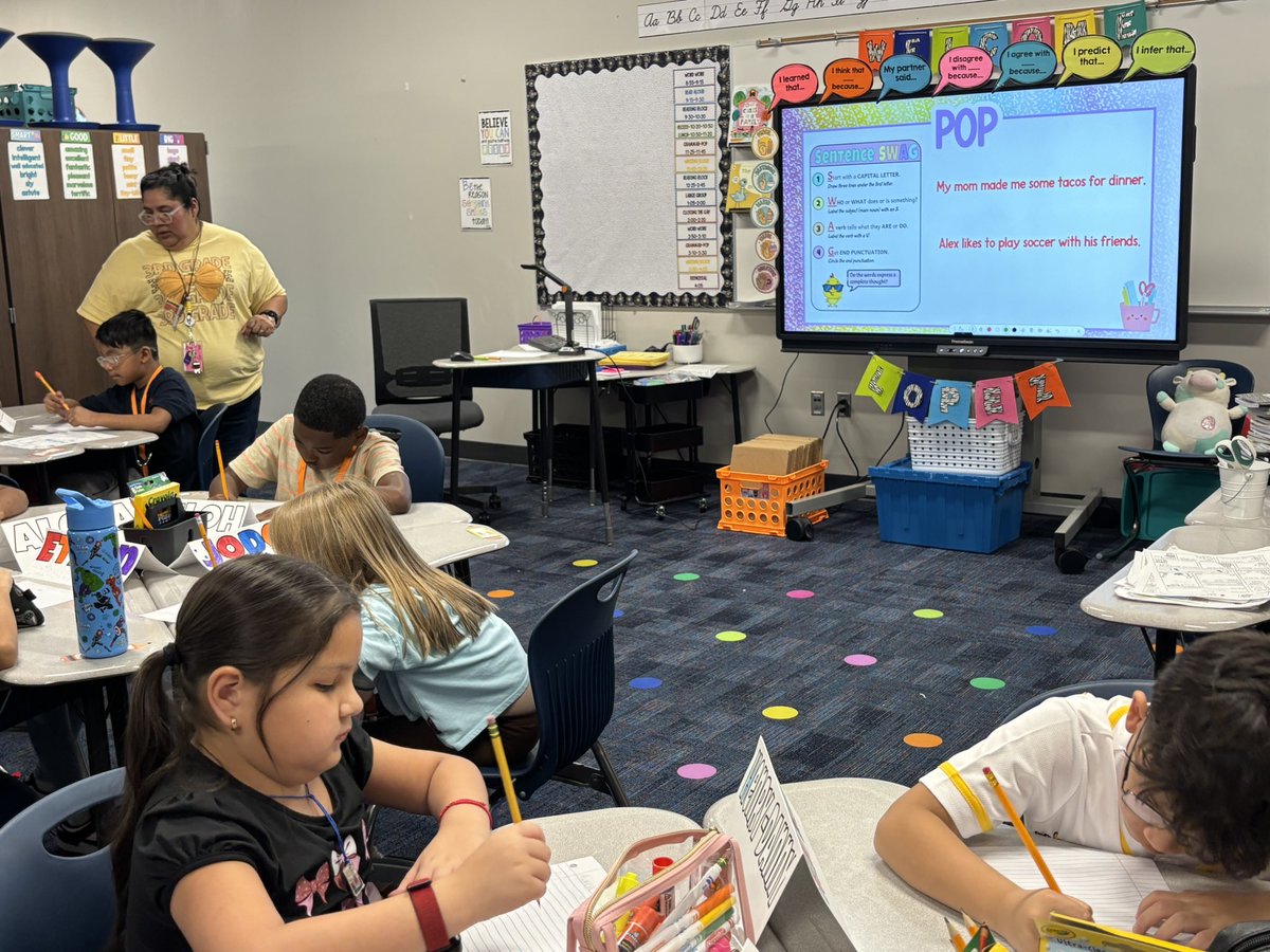 cdiazcfisd's tweet photo. 📝It’s POP time in Mrs. Lopez’s 3rd grade class on day two @cfisdowens @CFISD_ELAR2_5 @CyFairISD #WeAreOwens #OwensPRIDE #CFISDSpirit #PathtoAmazing #CFISDback2school https://t.co/K9KRHhXm1H