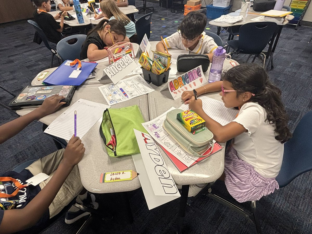 cdiazcfisd's tweet photo. 📝It’s POP time in Mrs. Lopez’s 3rd grade class on day two @cfisdowens @CFISD_ELAR2_5 @CyFairISD #WeAreOwens #OwensPRIDE #CFISDSpirit #PathtoAmazing #CFISDback2school https://t.co/K9KRHhXm1H