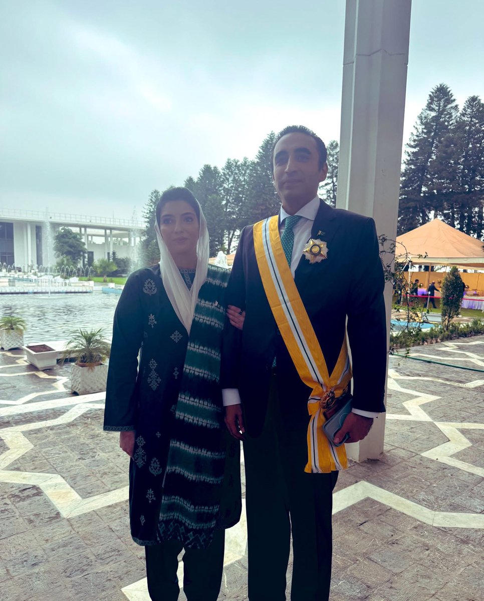 AliMuhammadSa12's tweet photo. ❤️🤲🤲🤲🤲🤲🤲@AseefaBZ @BakhtawarBZ @FaryalTalpurPk @SoomroJameel https://t.co/wfiBRnT6Q8