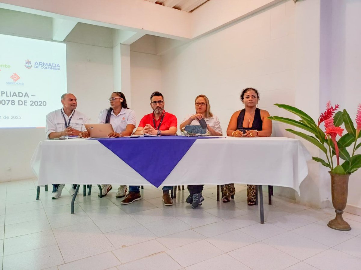 AEstaHora | El director de la @AUNAPColombia, William Tepud, participa en  la mesa ampliada de la Zona Exclusiva de Pesca Artesanal (ZEPA) en Bahía  Solano.